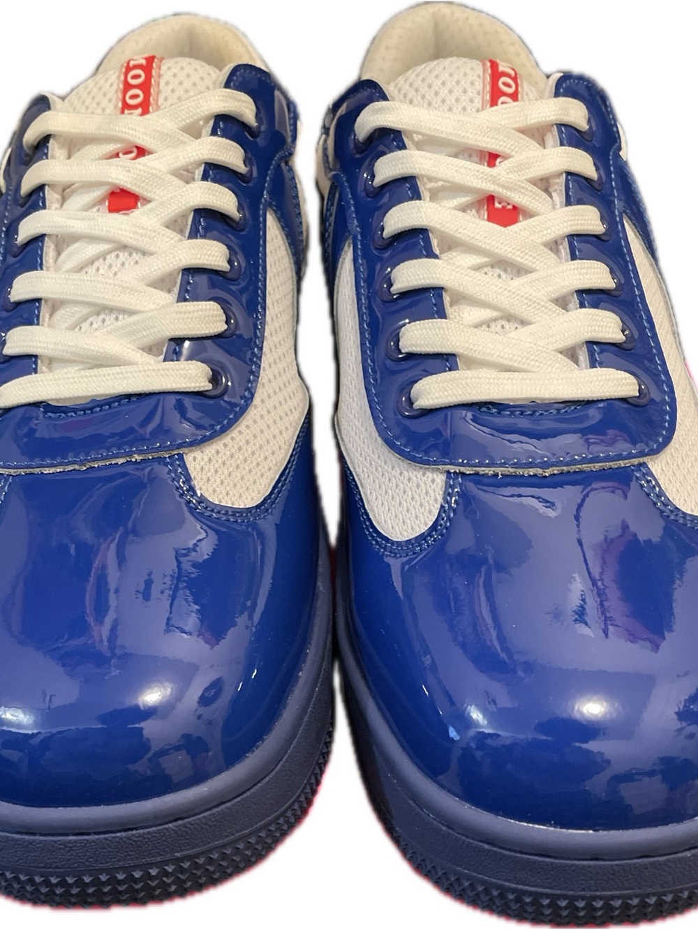 MOONGONE TikTok Famous Sneakers Back 2 Earth Sneakers Size 11 w-Box